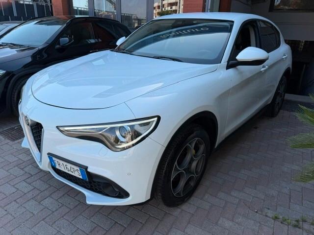 Alfa Romeo Stelvio 2.2 Turbodiesel 210 CV AT8 Q4 Super