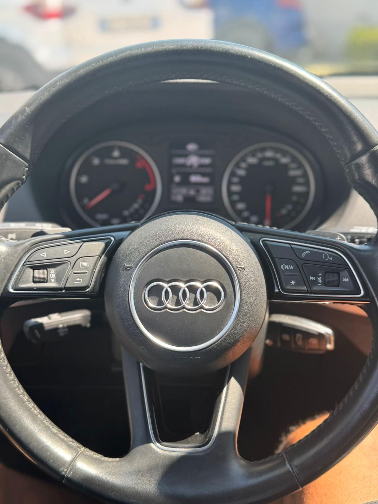 Audi Q2 30 1.6 tdi 116CV Admired S-Tronic Uff Italy Led
