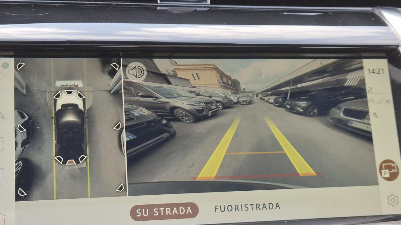 Land Rover Discovery Sport 2.0 TD4 204 CV AWD Auto R-Dynamic HSE