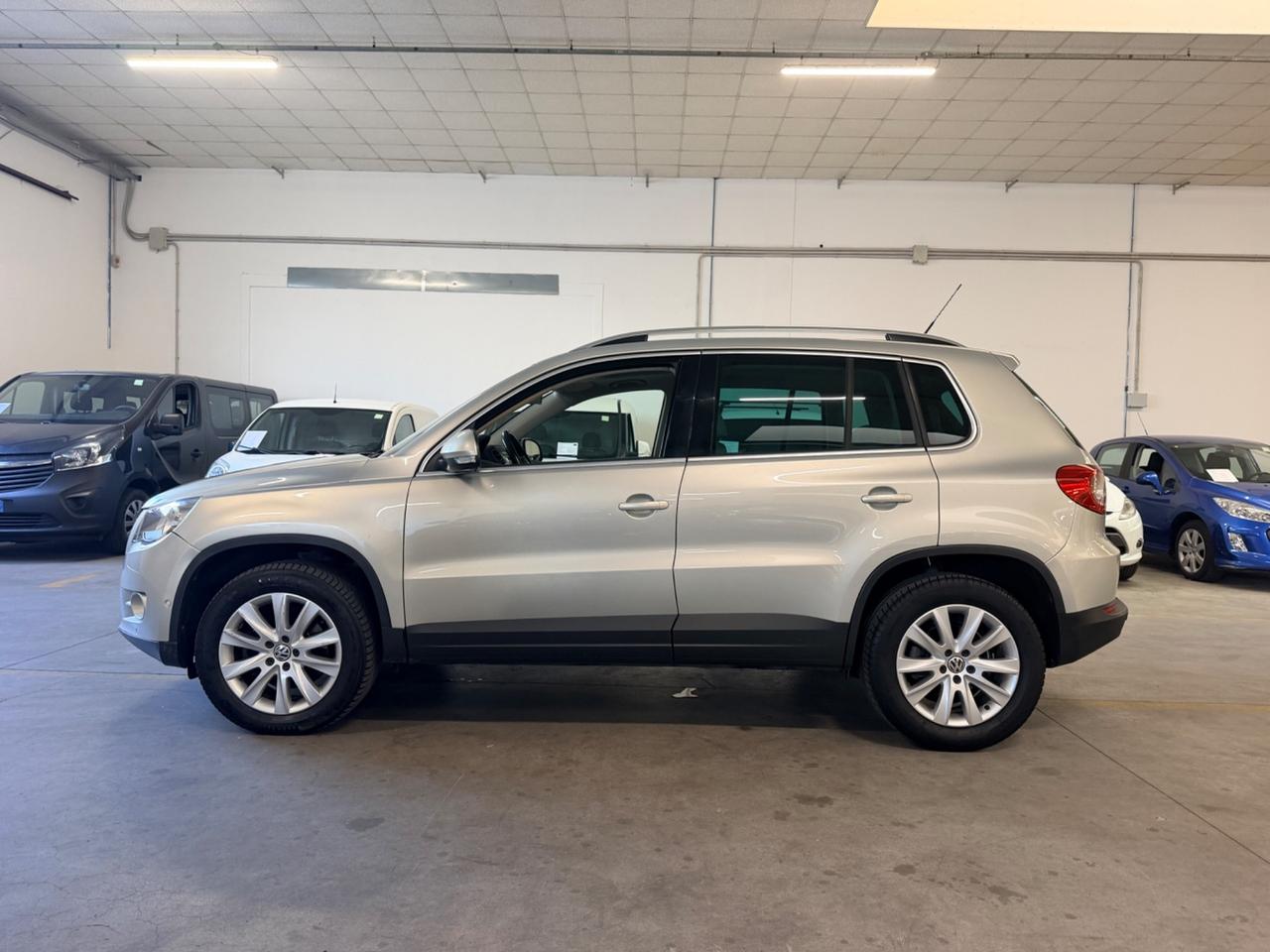 Volkswagen Tiguan 2.0 TDI DPF 4MOTION tiptronic Sport & Style