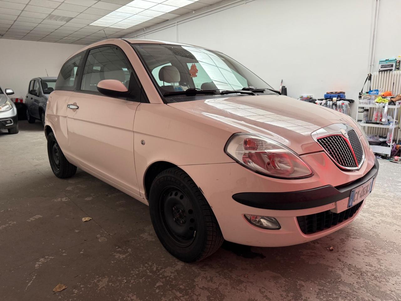 LANCIA Y YPSILON 1.2 16V NEOPATENTATI TETTO APRIBILE