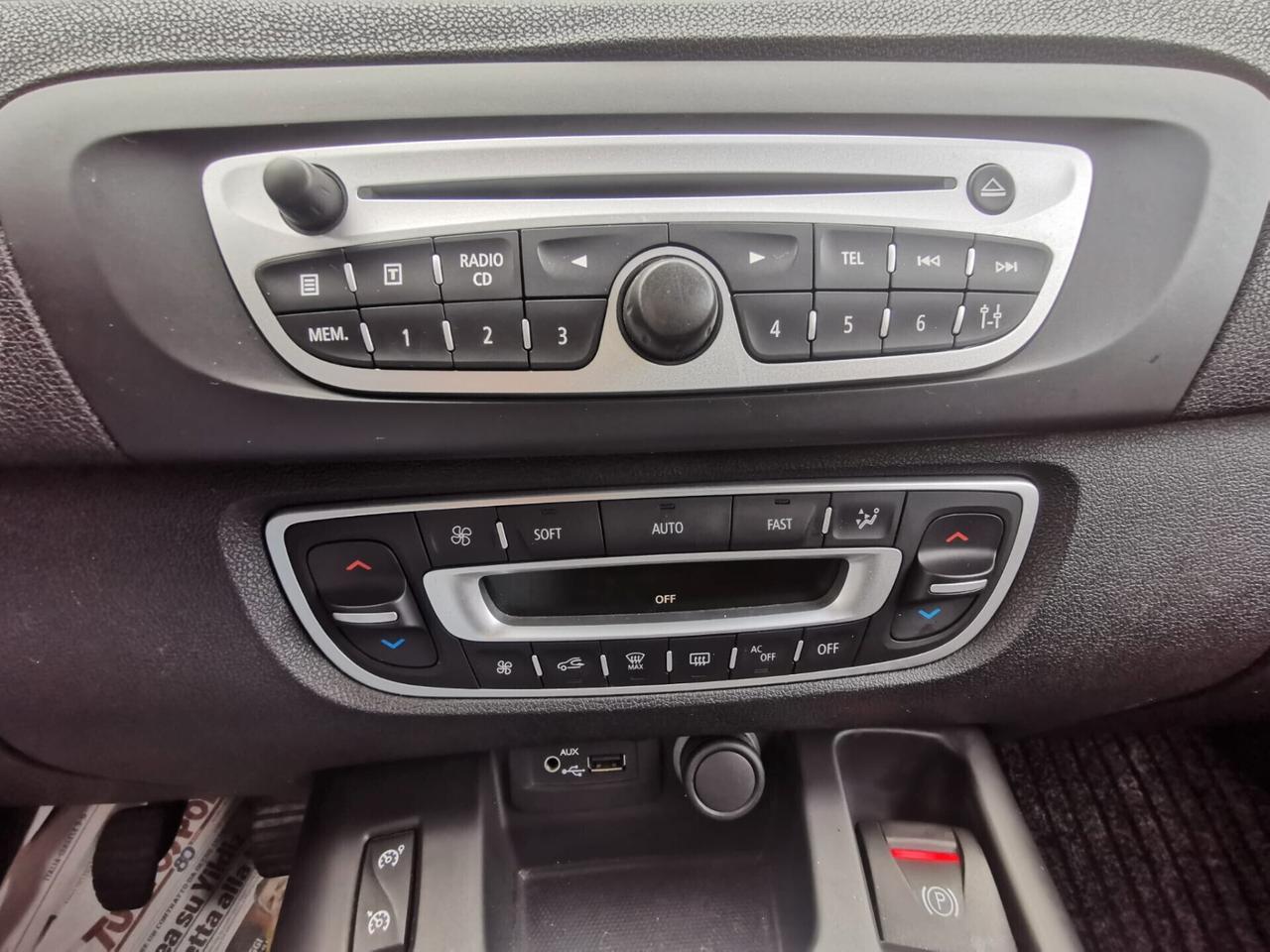 Renault Scenic Scénic 1.9 dCi 130CV Dynamique 7POSTI