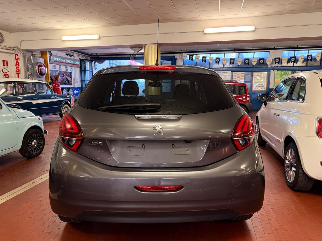 Peugeot 208 PureTech Turbo 110 EAT6 S&S 5 porte Allure