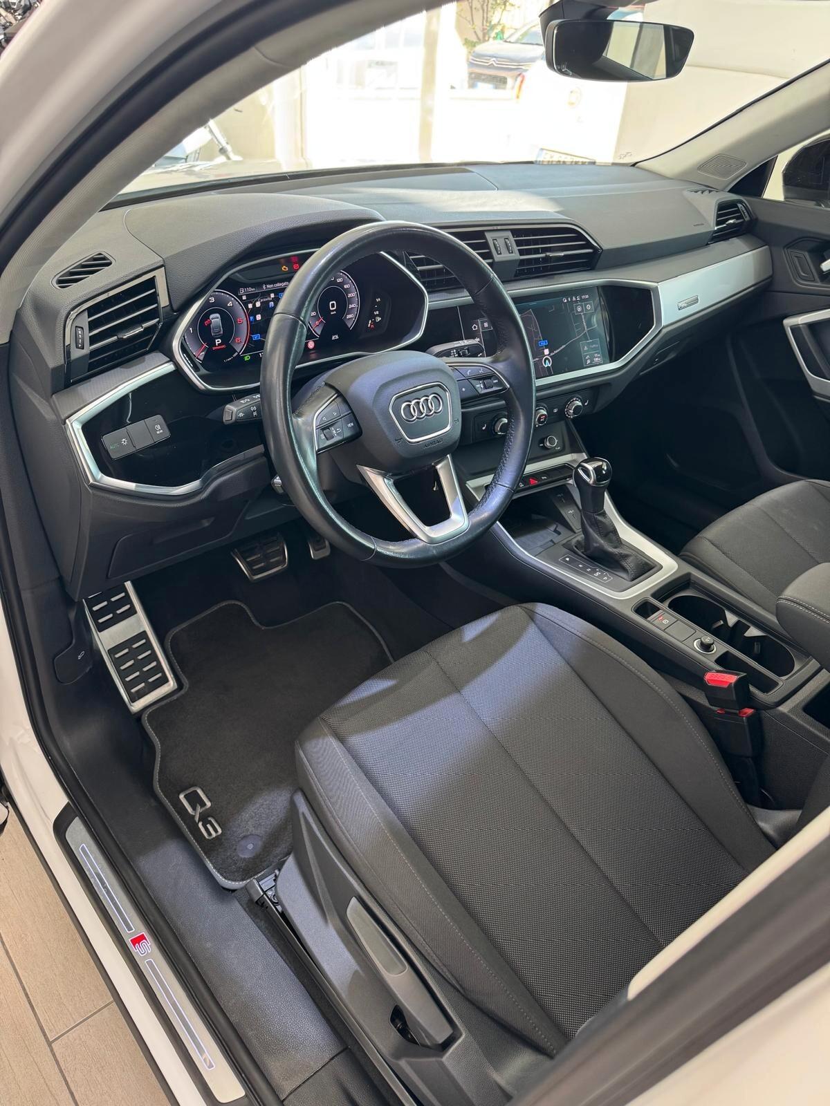 Audi Q3 35 TDI quattro S tronic line edition