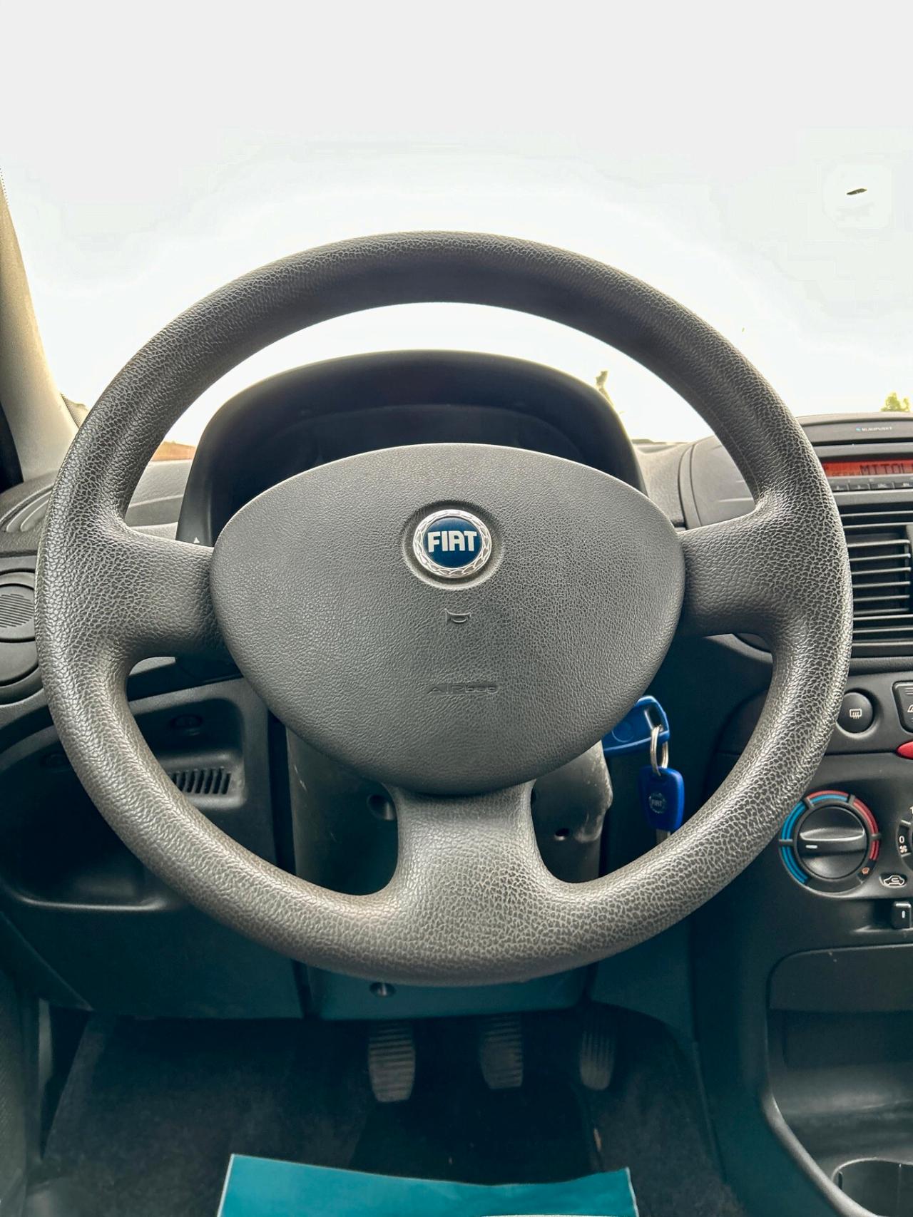 Fiat Punto 1.2 5 porte Dynamic - OK NEOPATENTATO