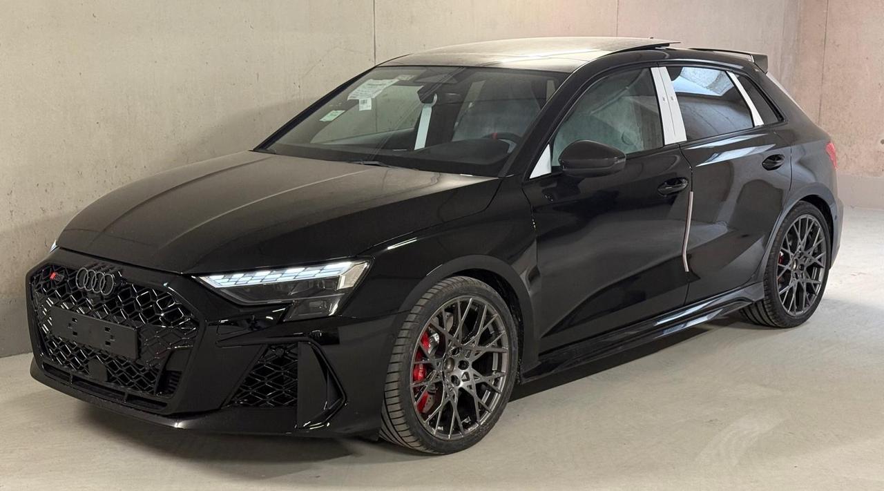 Audi A3 RS 3 SPB TFSI quattro S tronic