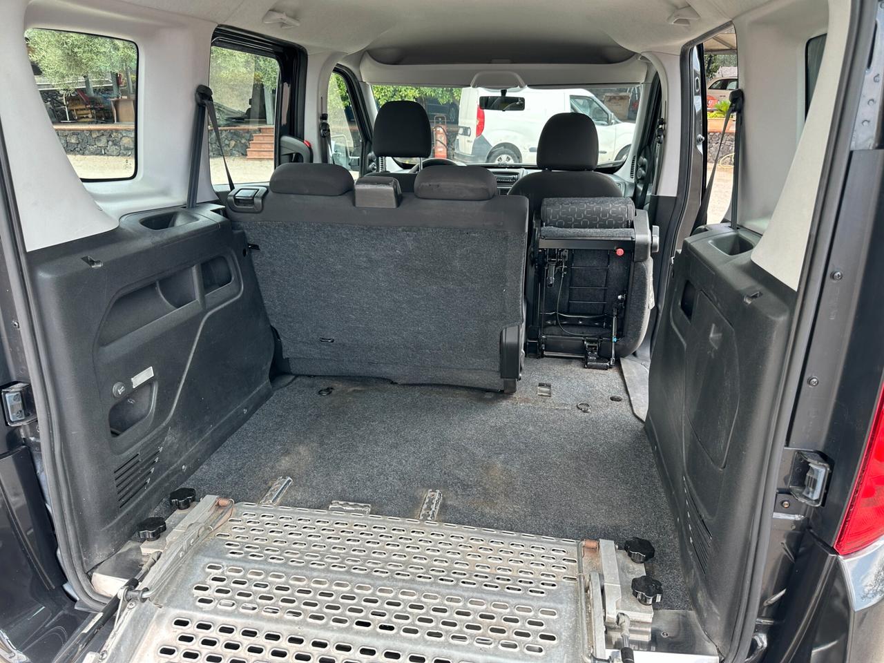 Fiat Doblò 1.6 MJT Emotion – Pedana Accessibile Disabili