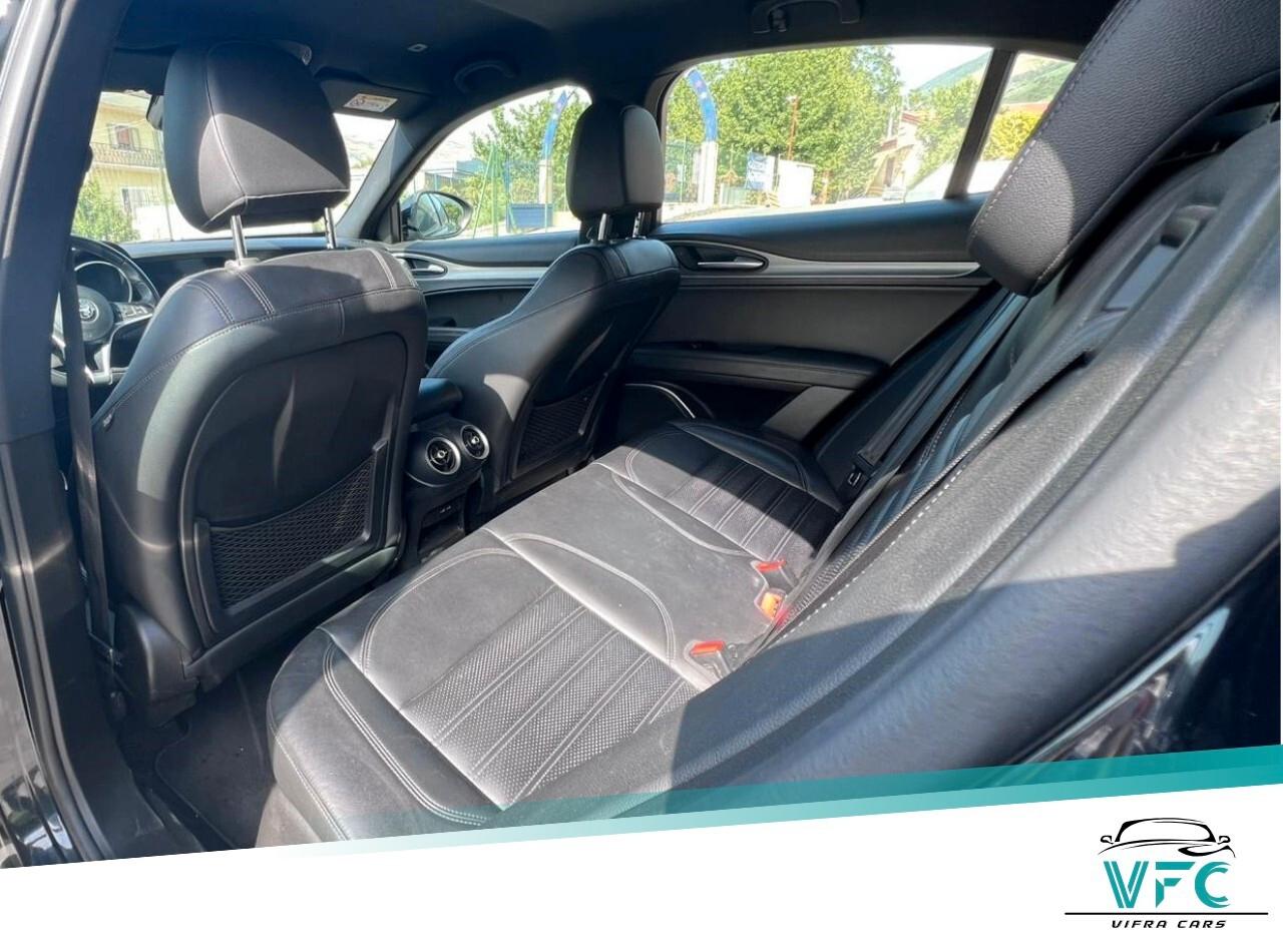 Alfa Romeo Stelvio 2.2 Turbodiesel 160 CV AT8 RWD Business