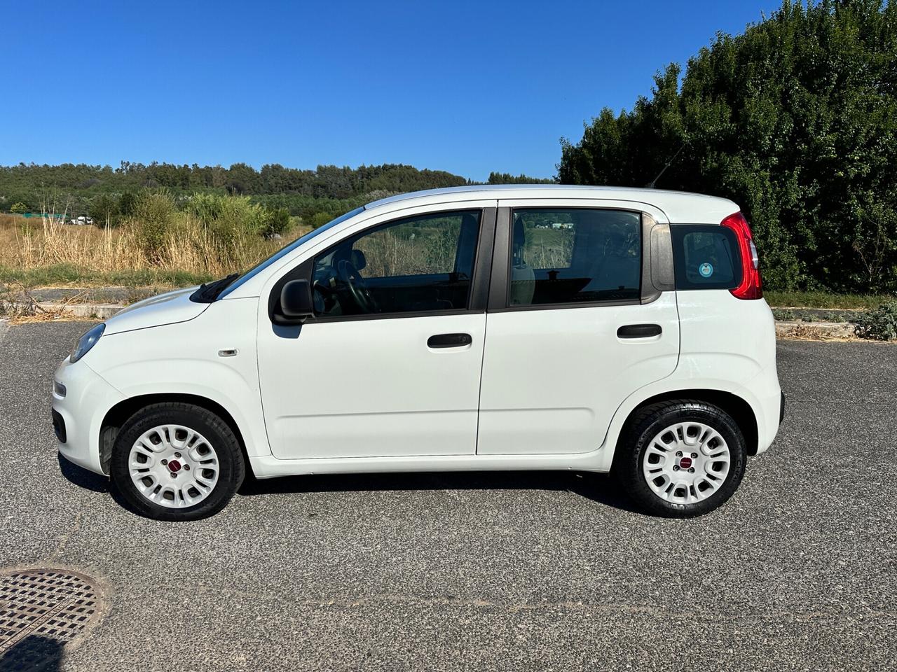 Fiat Panda 1.3 MJT 95 CV CarPlay solo 17 MILA KM VERI !!!!!