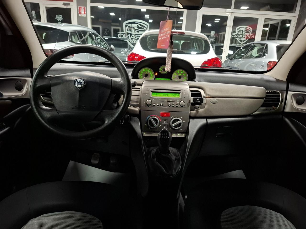 Lancia Ypsilon 1.3 diesel Neopatentato