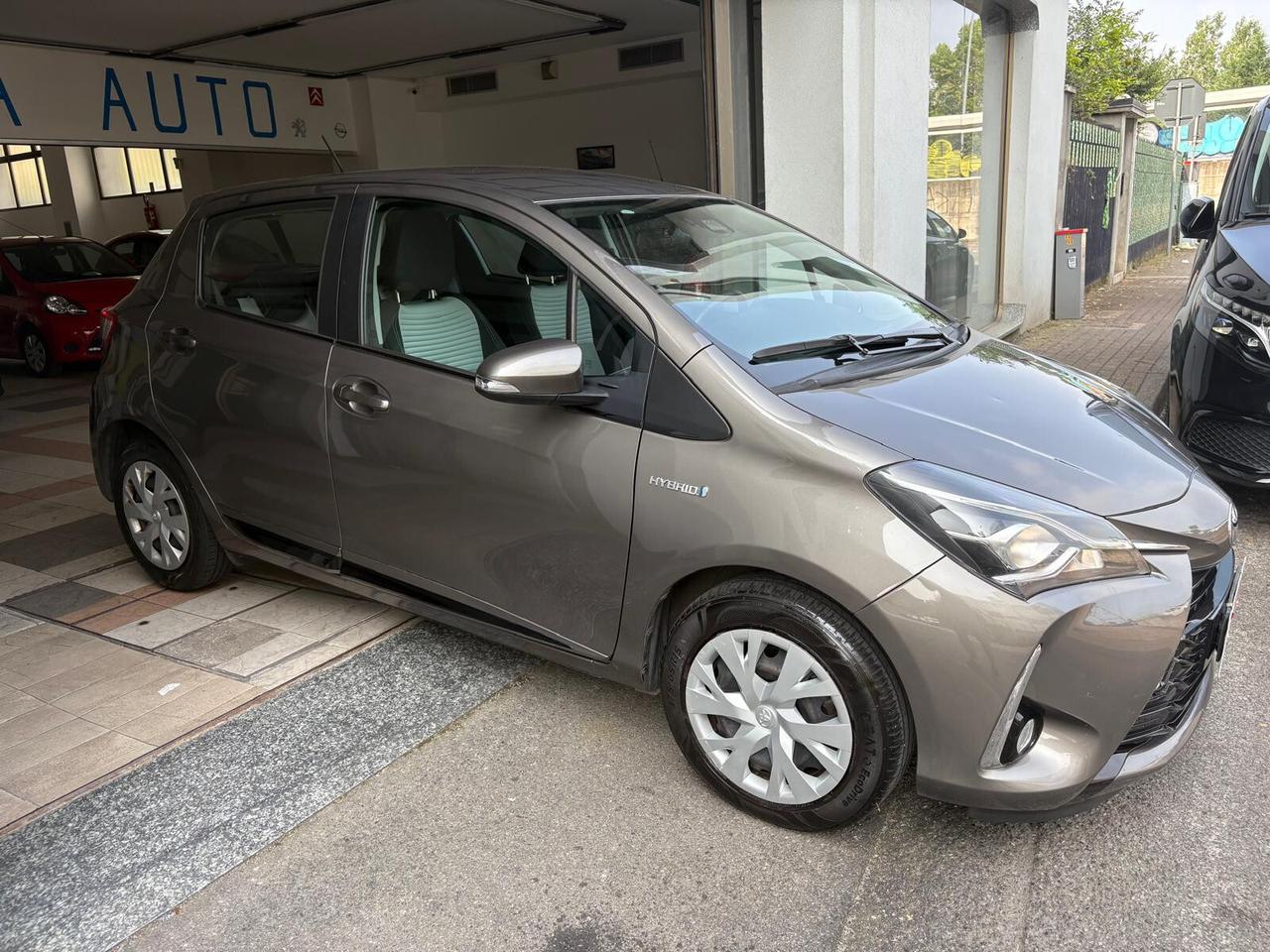 Toyota Yaris 1.5 Hybrid 5 porte Cool