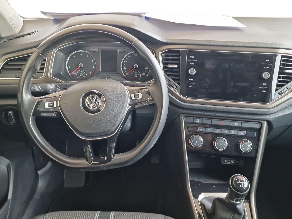 VOLKSWAGEN T - ROC 1.0 T STYLE