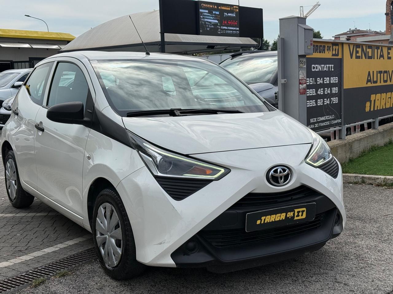 Toyota Aygo 1.0 5 porte x-cool GARANTITA PREZZO REALE