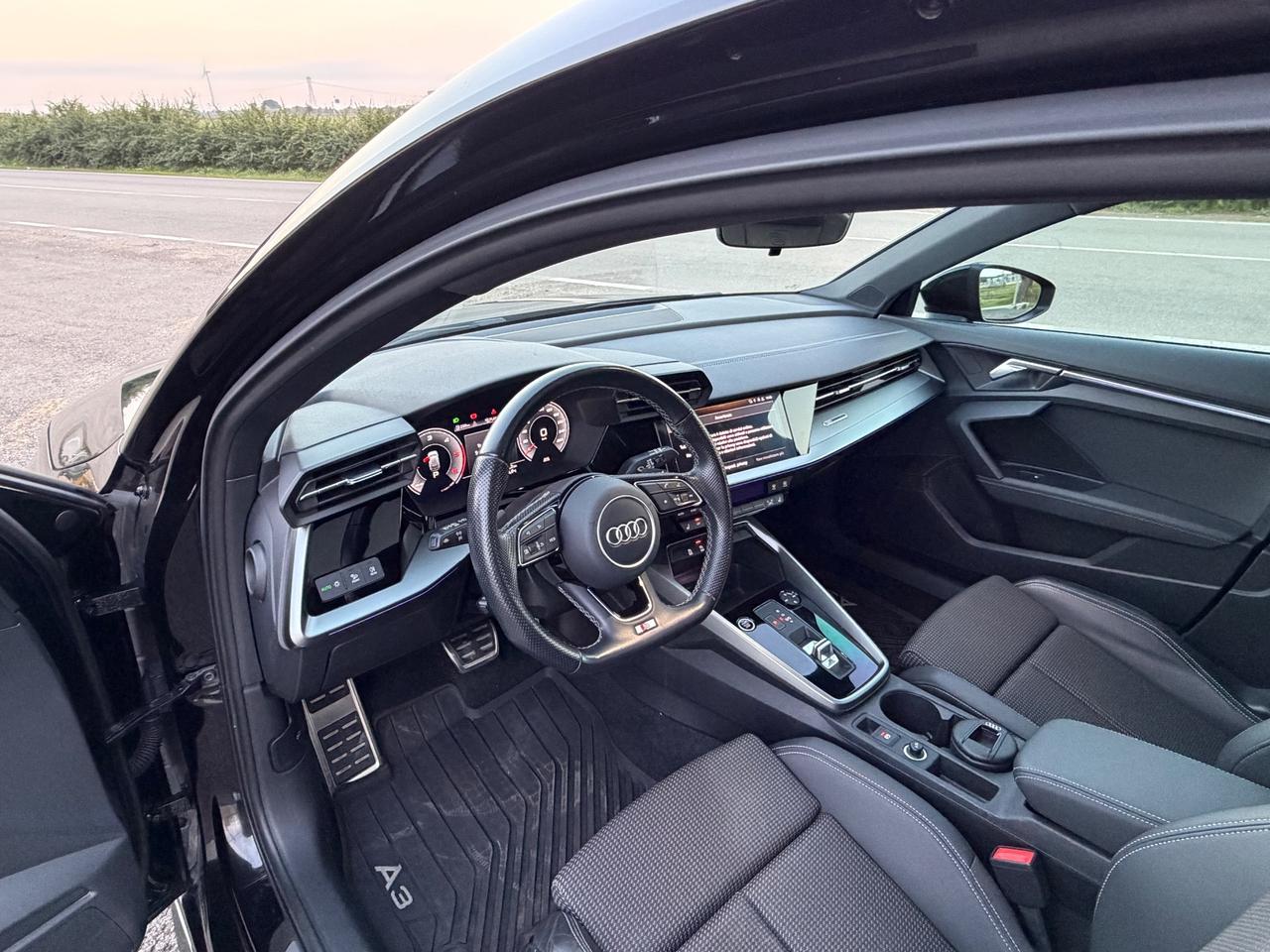 Audi A3 SPB 35 TDI Identity Black