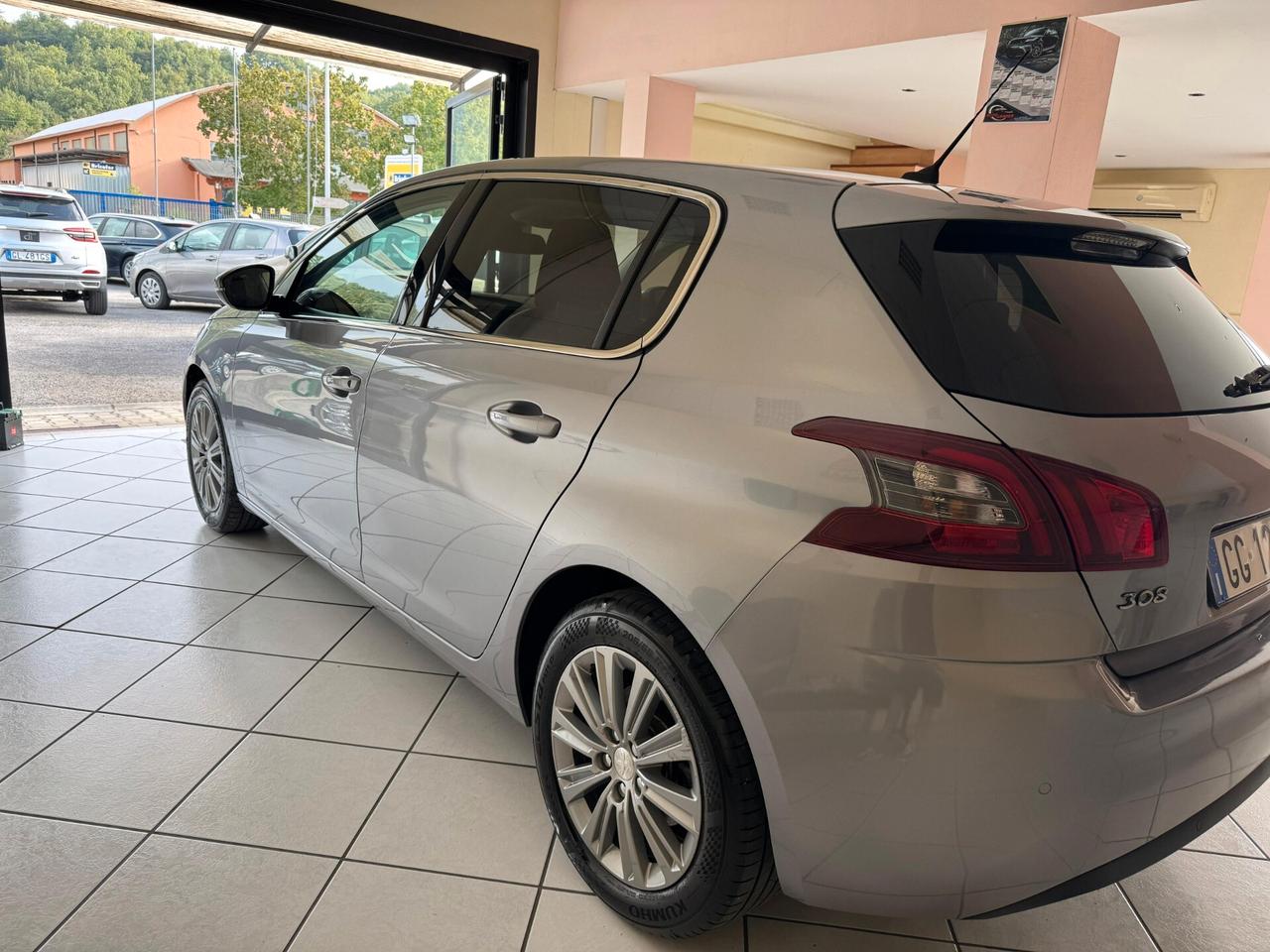 Peugeot 308 PureTech Turbo 130 S&S Allure