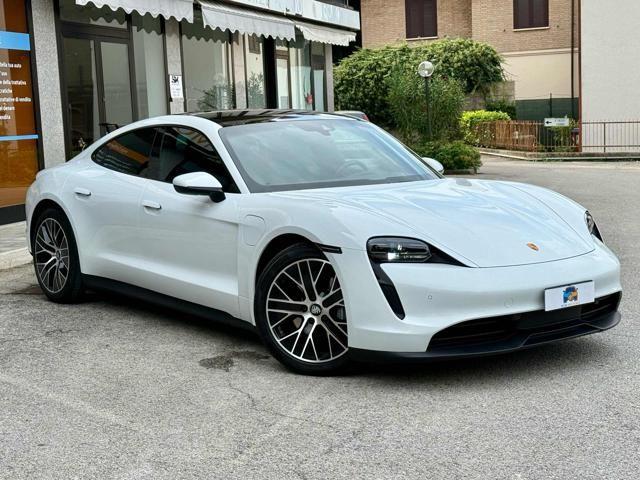 PORSCHE Taycan Taycan