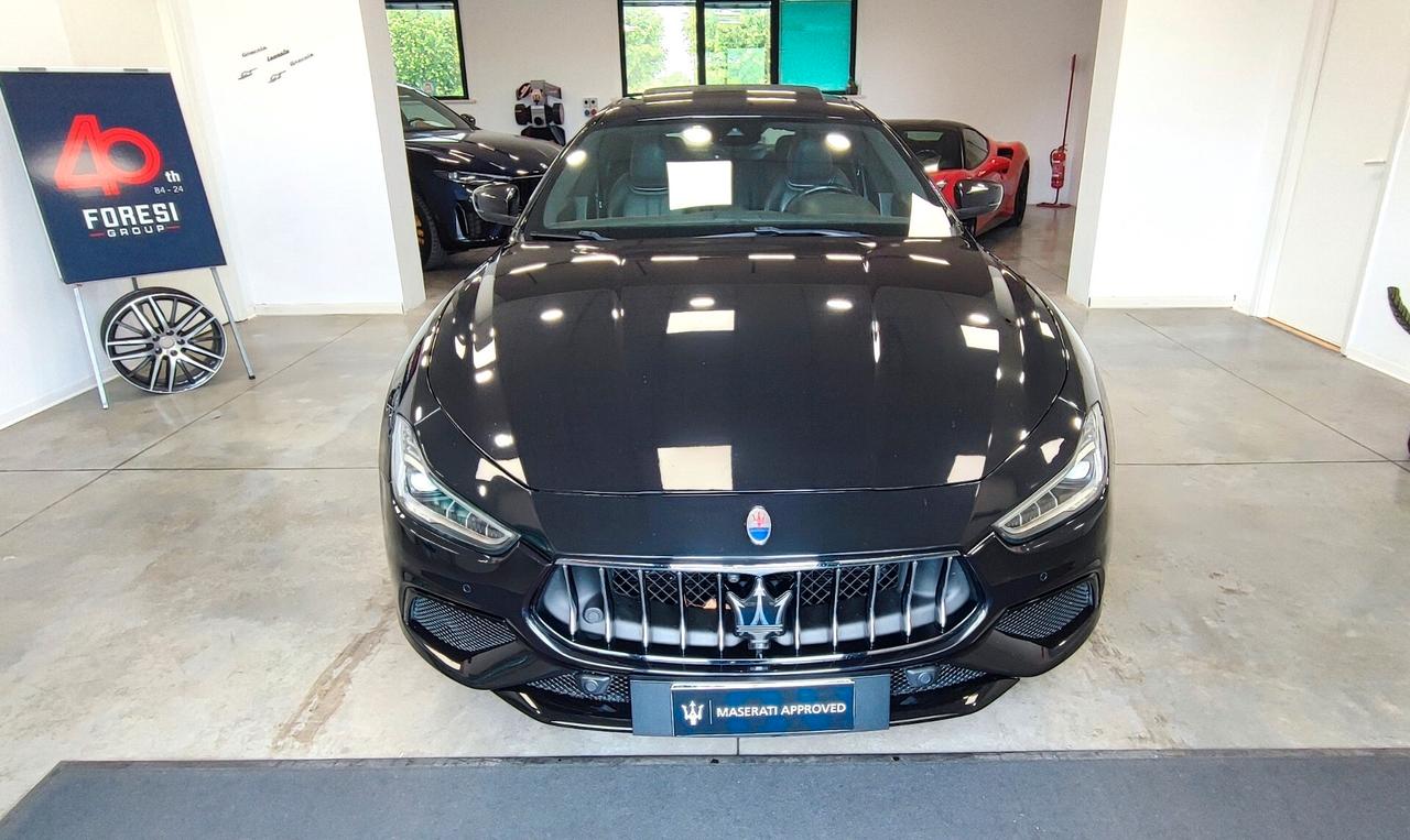 Maserati Ghibli V6 430 CV Q4 Gransport