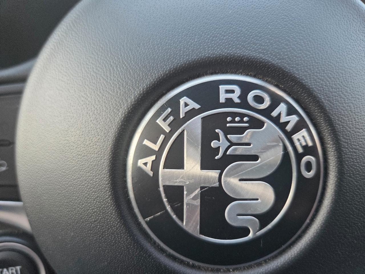 Alfa Romeo Stelvio 2.2 T.D 180 CV AT8 Q4 Executive VETTURA PER OPERATORI DEL SETTORE