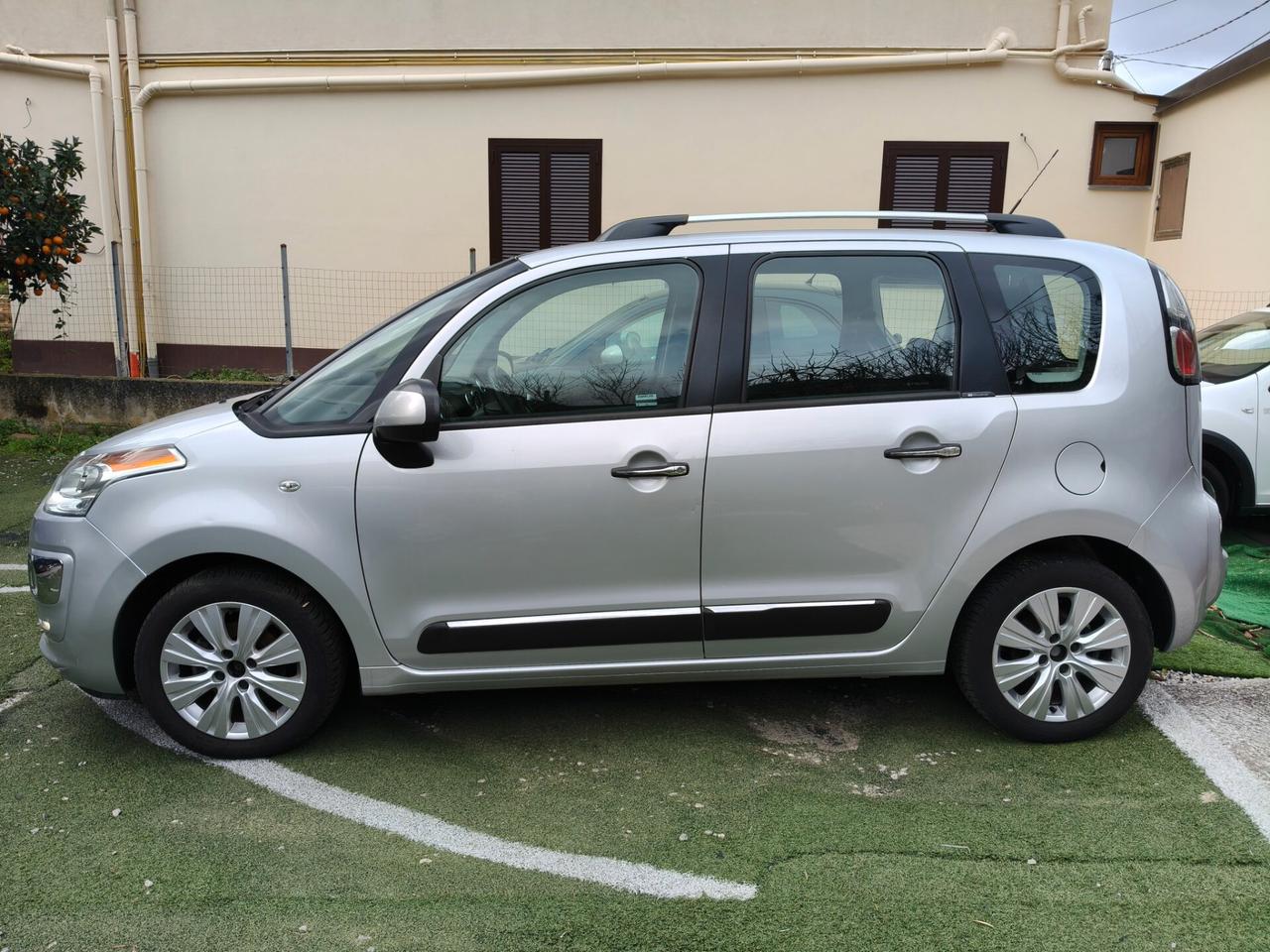 Citroen C3 Picasso 1,6 HDI 100CV ESXLUSIVE FINE 2015