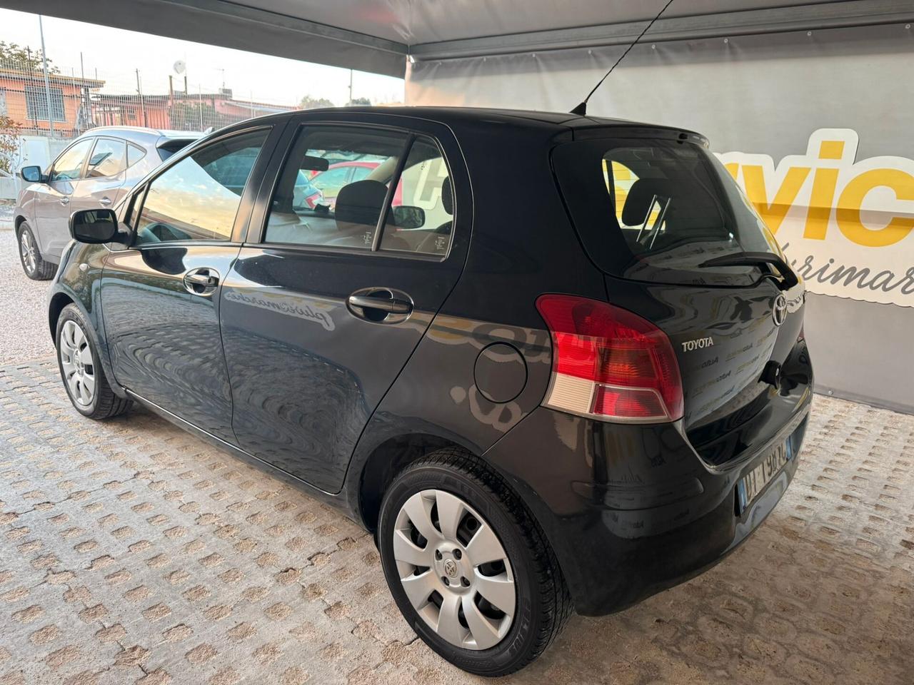Toyota Yaris 1.0benzina 5 porte