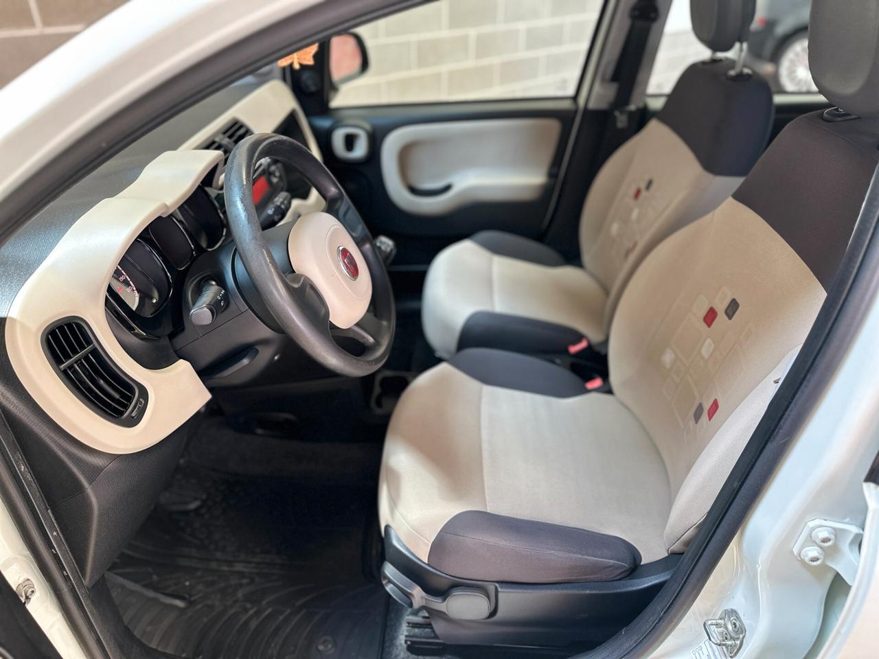 Fiat Panda 1.2 Lounge E6 2015