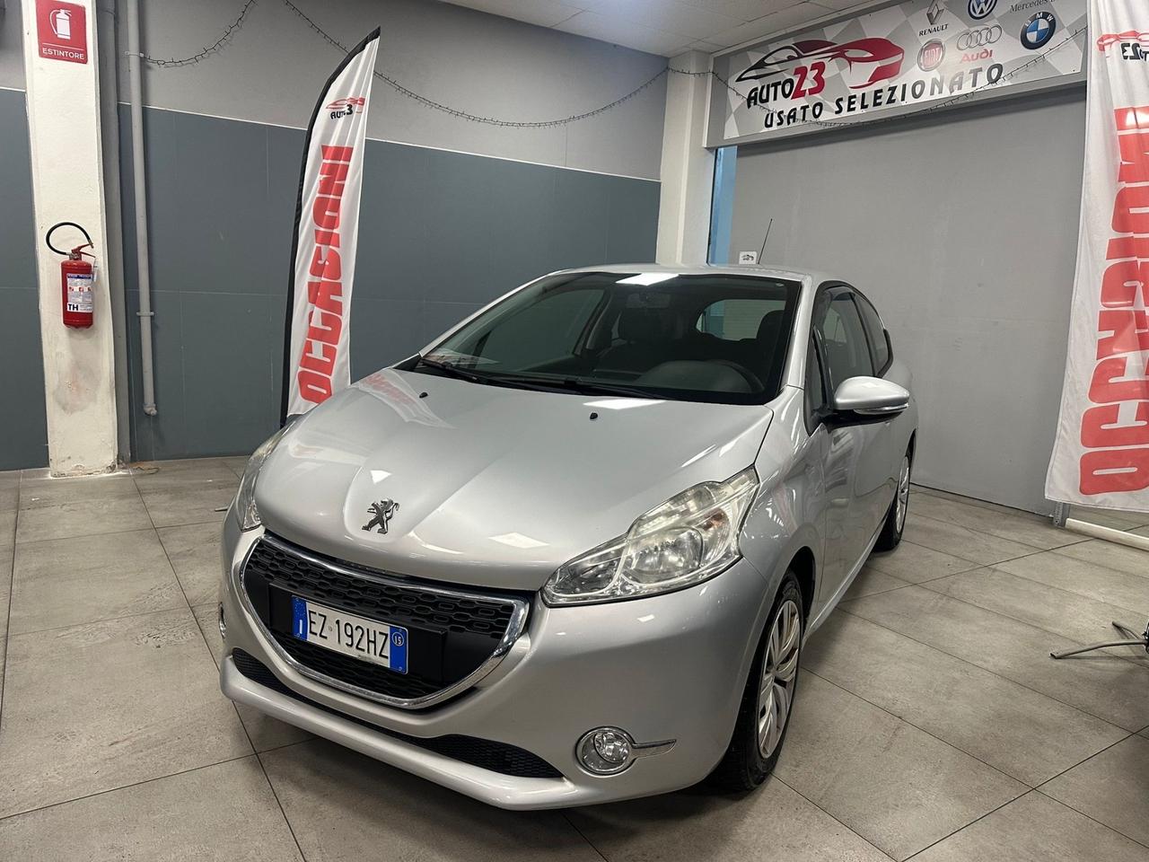 Peugeot 208 1.4 Hdi 8V Allure 68CV Ok Neopatentati