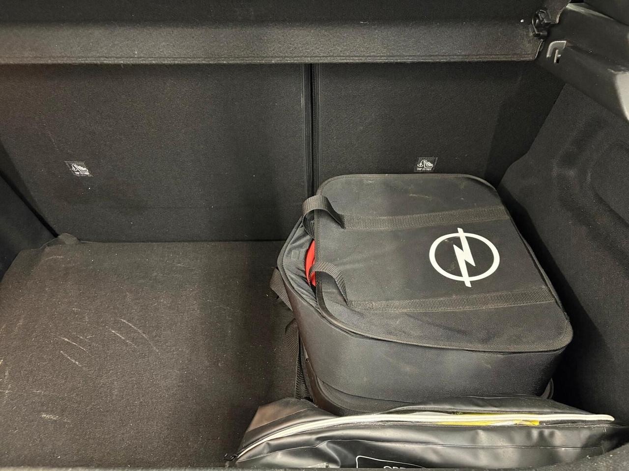 Opel Corsa-e 5 porte GS Line *FINANZIABILE*UNIPRO*