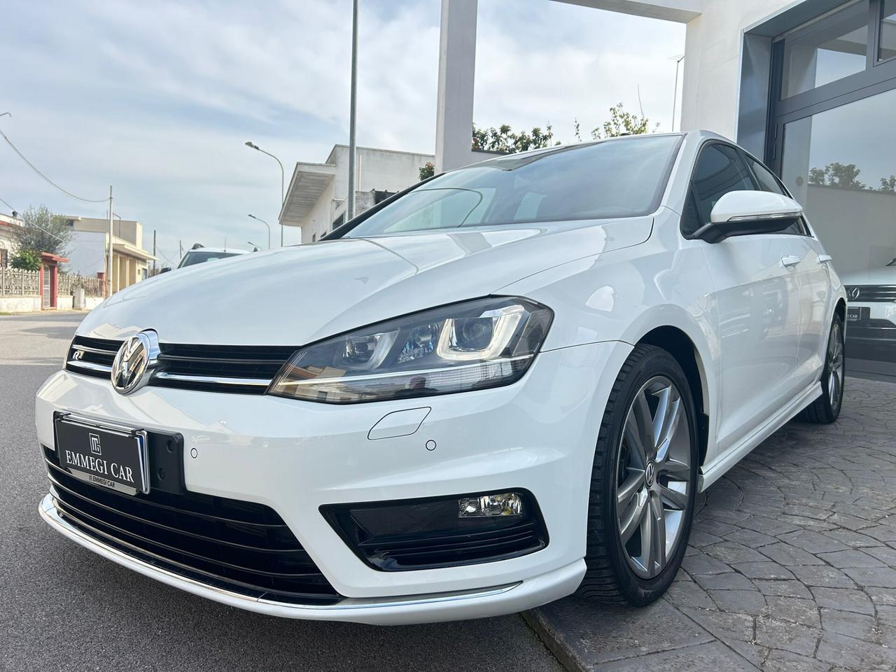 Volkswagen Golf 1.6 TDI 110Cv R-LINE DSG/LED-2017