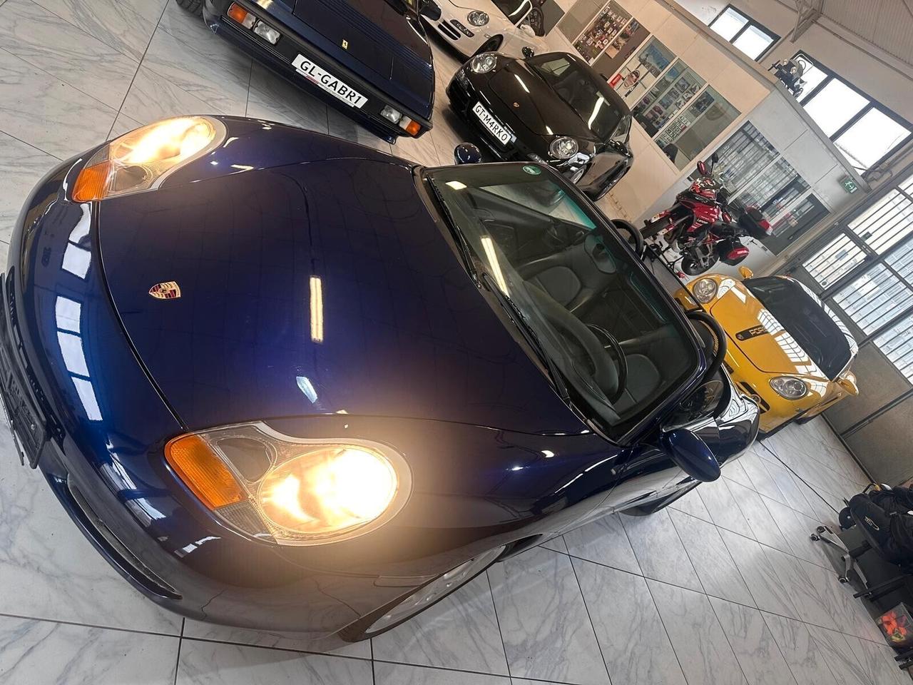 Porsche Boxster 2.7i 24V cat - Permute