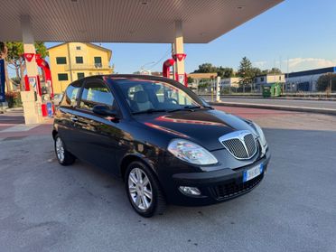 Lancia Ypsilon 1.2 Argento GPL