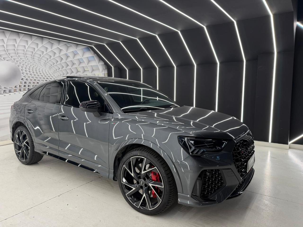 Audi Q3 RS 4x4 Sportback-KM CERTIFICATI-12 MESI GARANZIA-PERMUTE