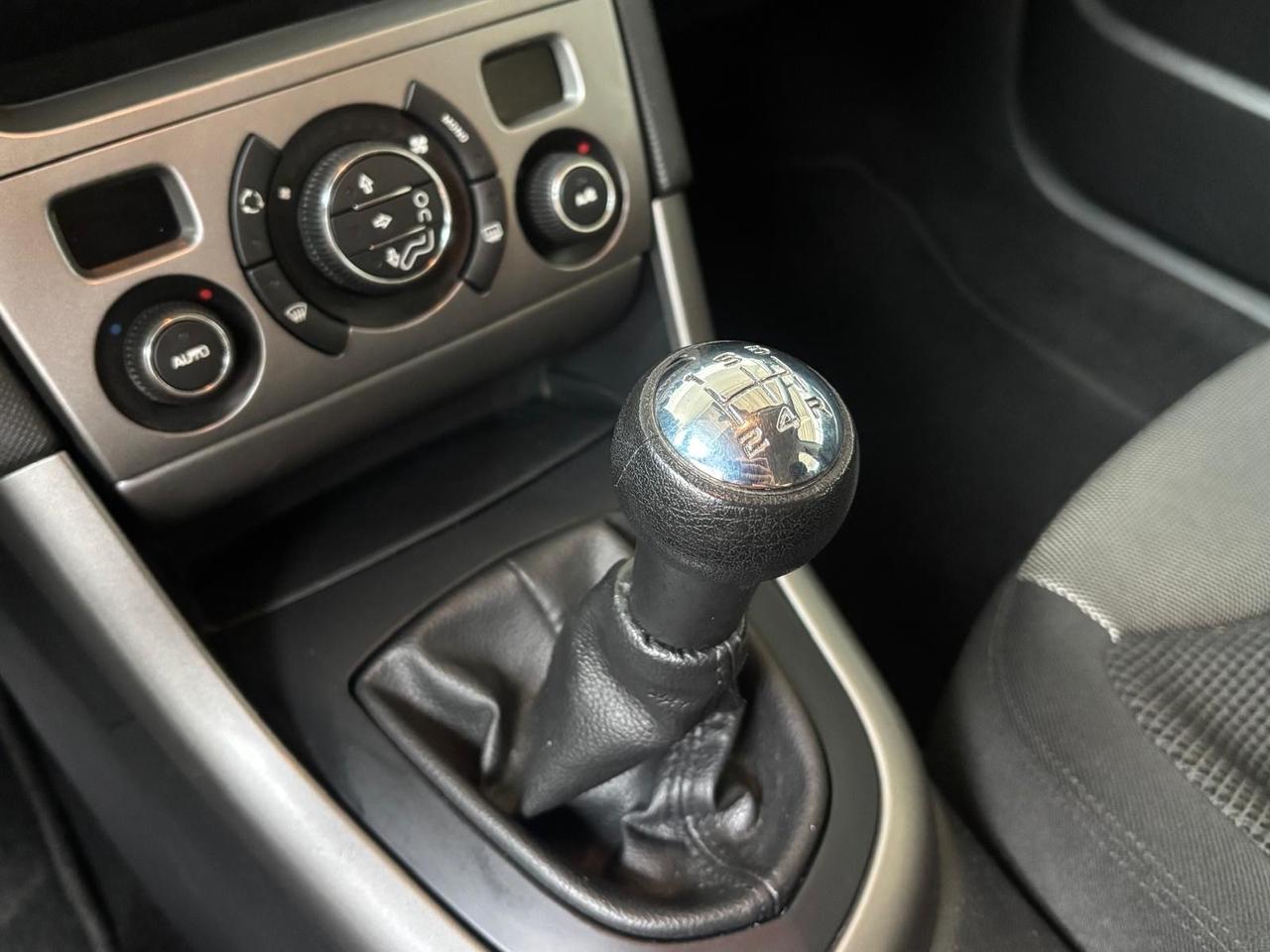 Peugeot 308 1.6 VTi 120CV 5p. Active