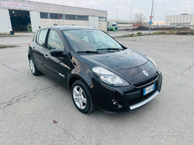 Renault Clio 1.2 16V 5P Luxe (55 kw)