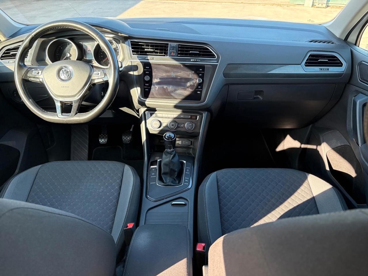 Volkswagen Tiguan 1.6 TDI 116CV 6M Business BlueMotion Technology