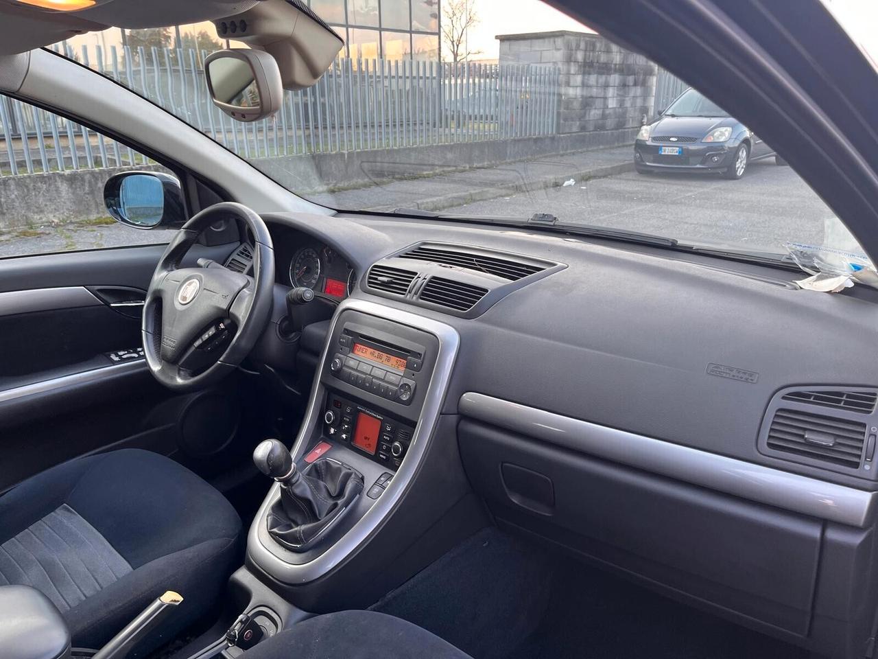Fiat Croma 1.9 Multijet 16V Must