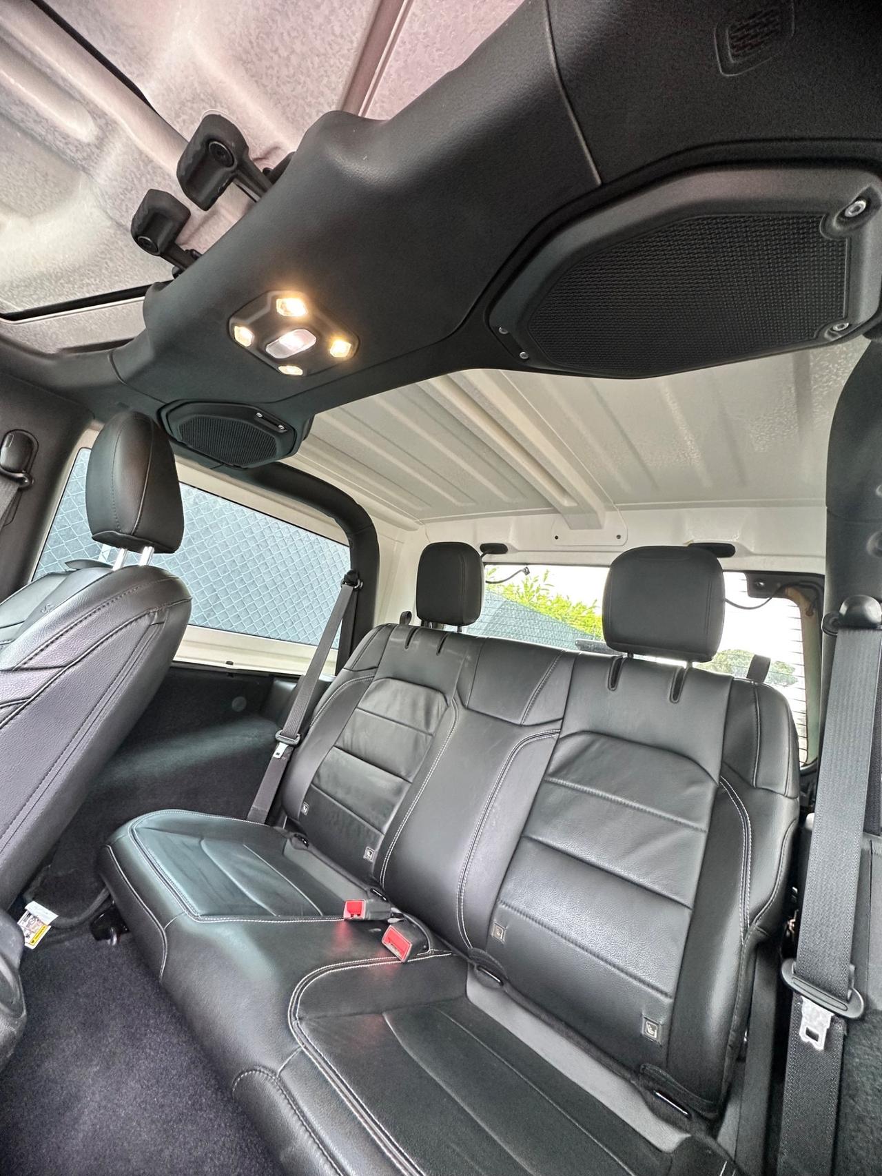 Jeep Wrangler Unlimited 2.2 Mjt II Sahara