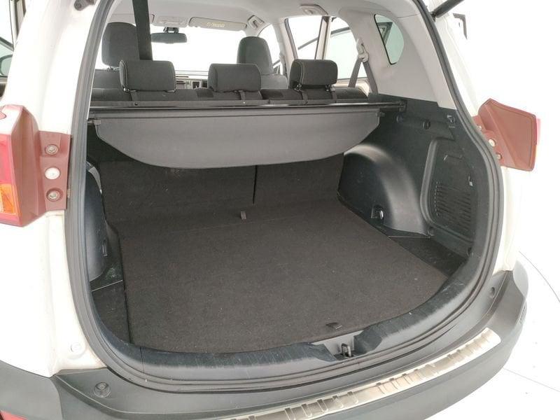 Toyota RAV4 RAV4 2.2 D-CAT A/T 4WD Style