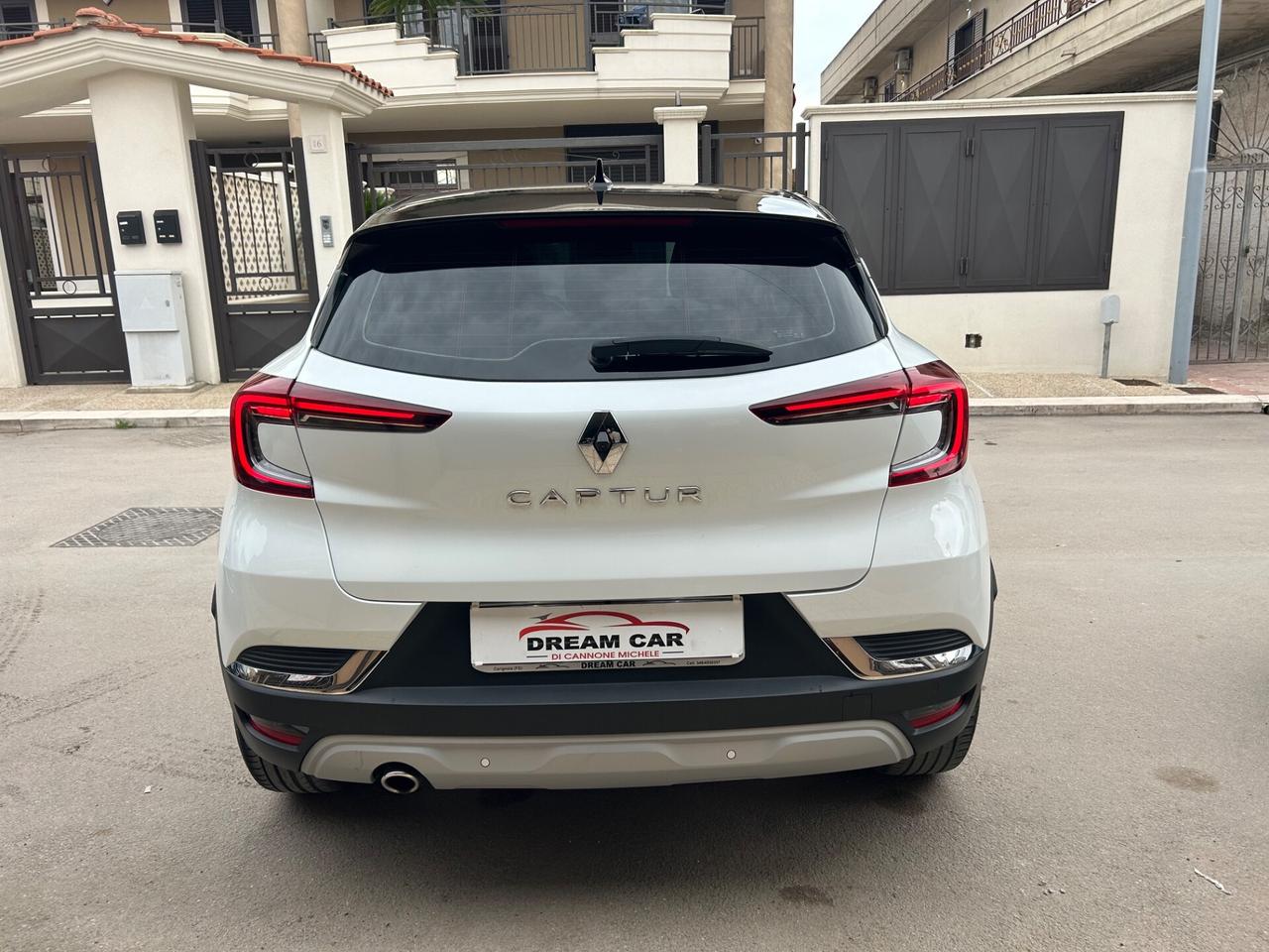 Renault Captur dCi 8V 90 CV EDC Sport Edition