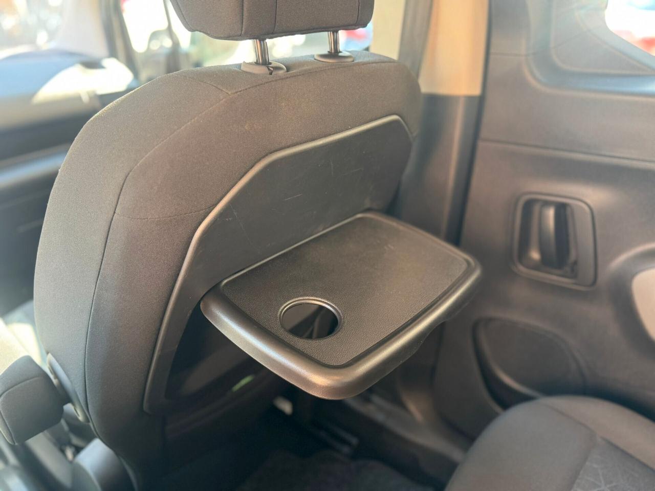 Peugeot Rifter BlueHDi 130 S&S active Standard