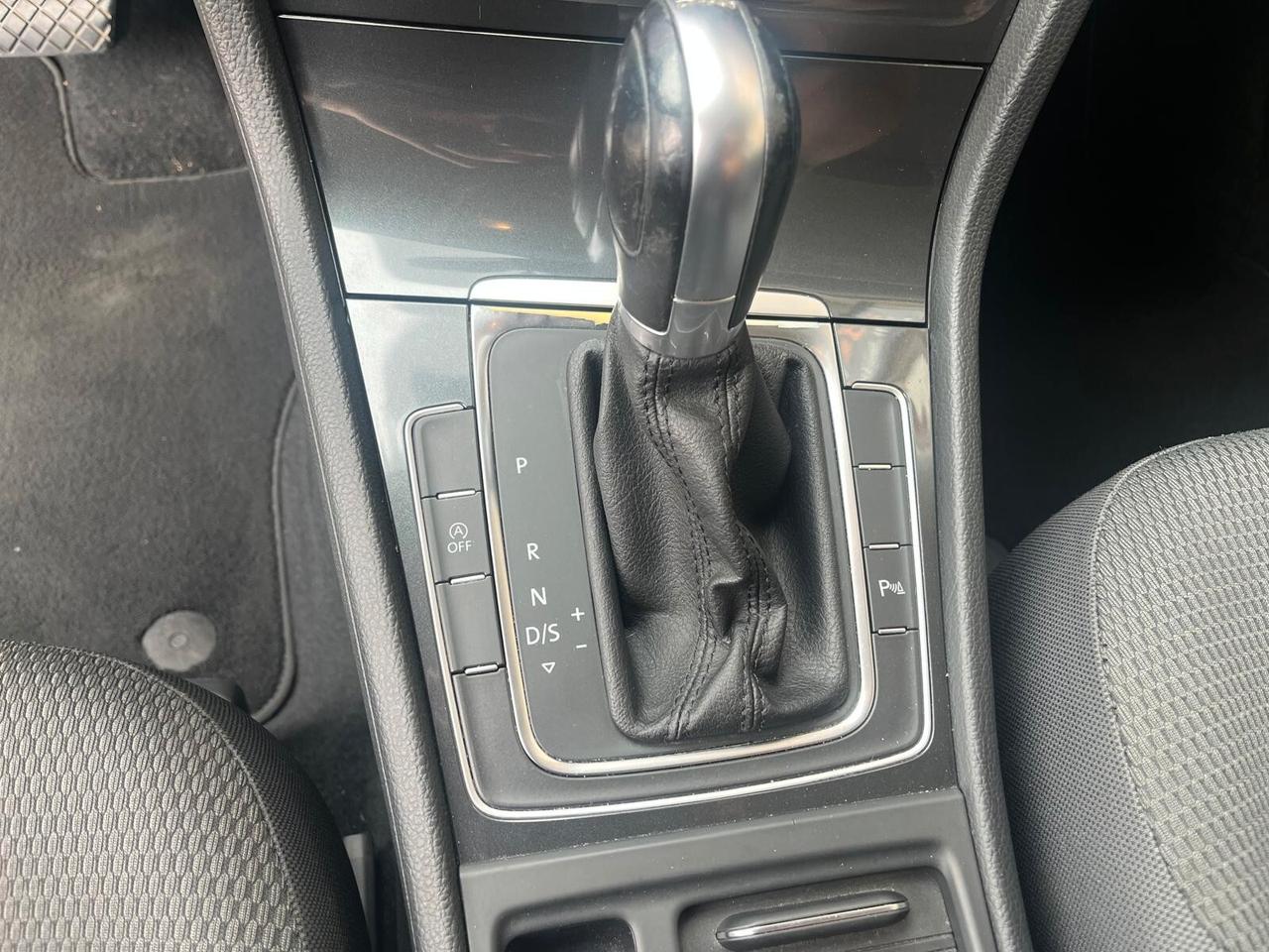 Volkswagen Golf Variant Golf Variant 1.6 tdi Executive 115cv dsg