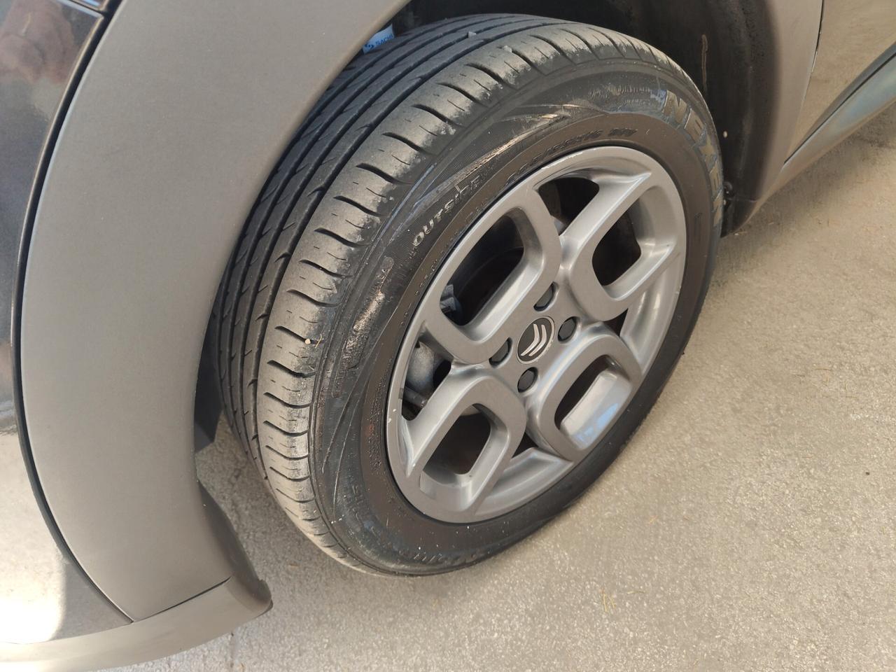 Citroen C4 Cactus 1.6 BlueHDi 100cv S&S Shine