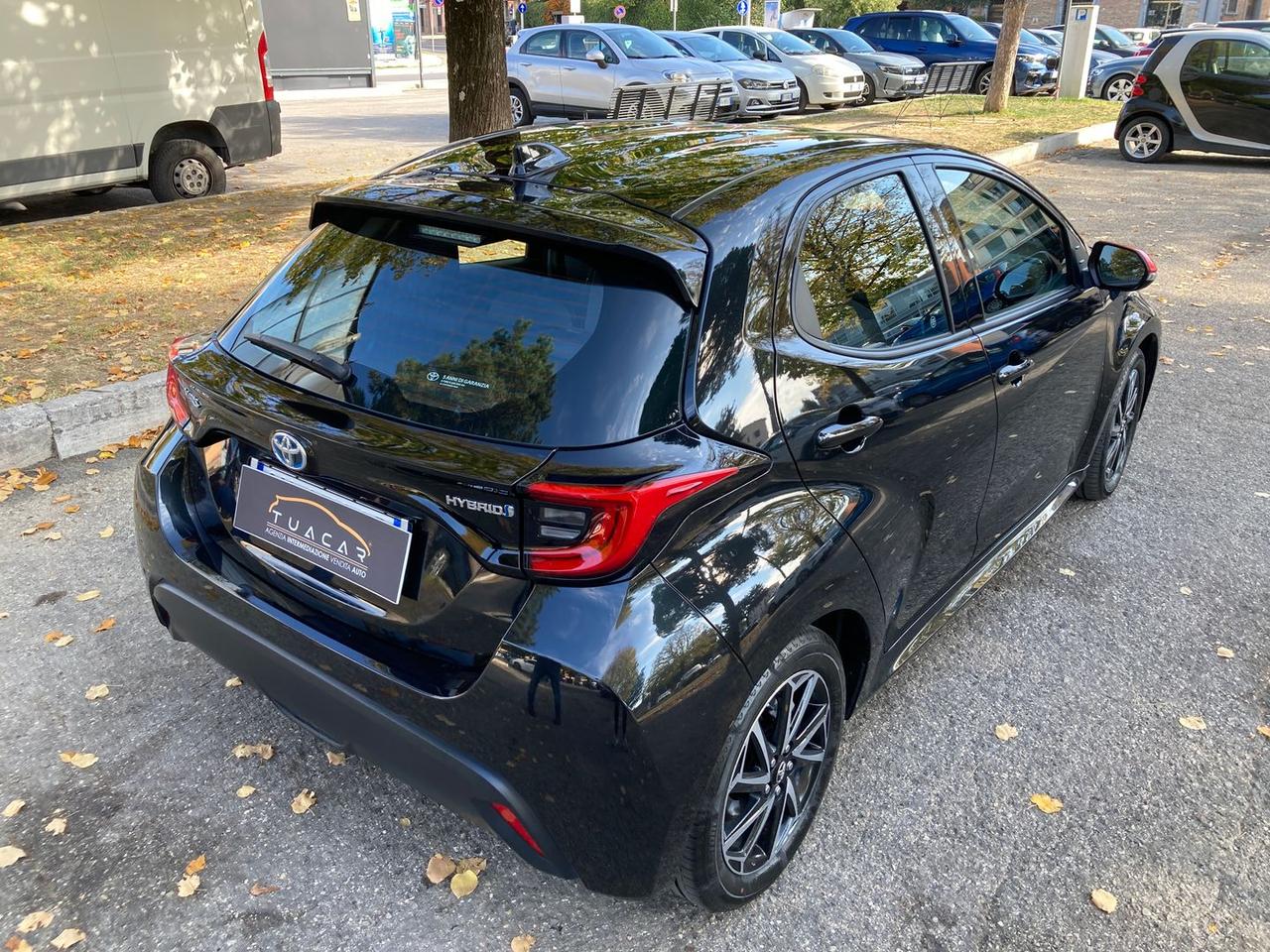 Toyota Yaris 1.5 HEV Active #7354