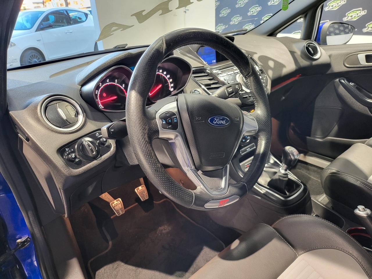 Ford Fiesta st - 2015 1.6 182CV 3 porte