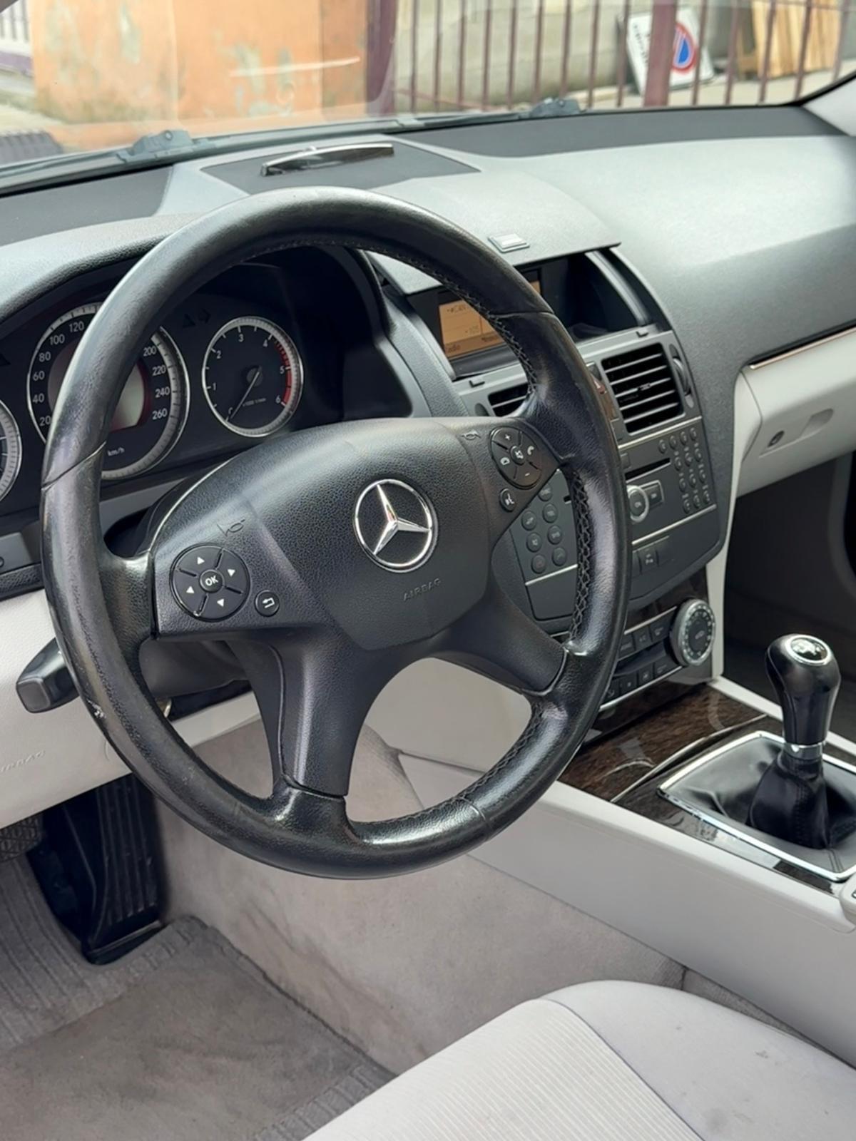Mercedes-benz C 220 Elegance