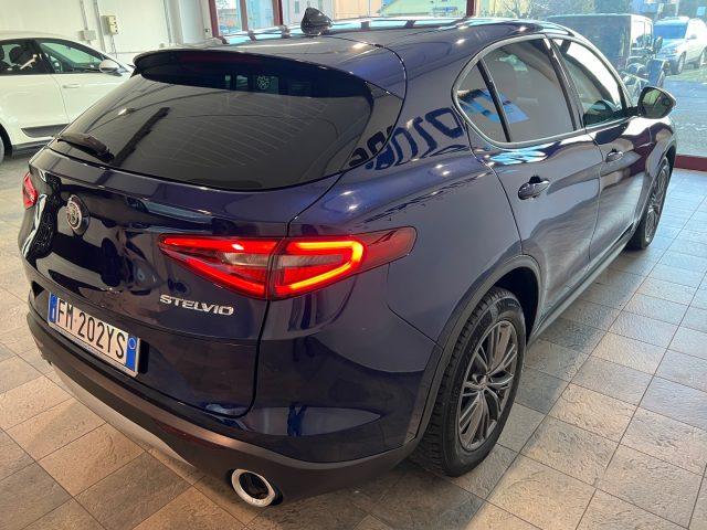 ALFA ROMEO Stelvio 2.2 Turbodiesel 180 CV AT8 RWD Executive
