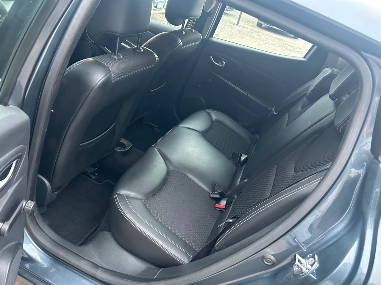 Renault Clio dCi 8V 75 CV 5 porte Moschino Zen