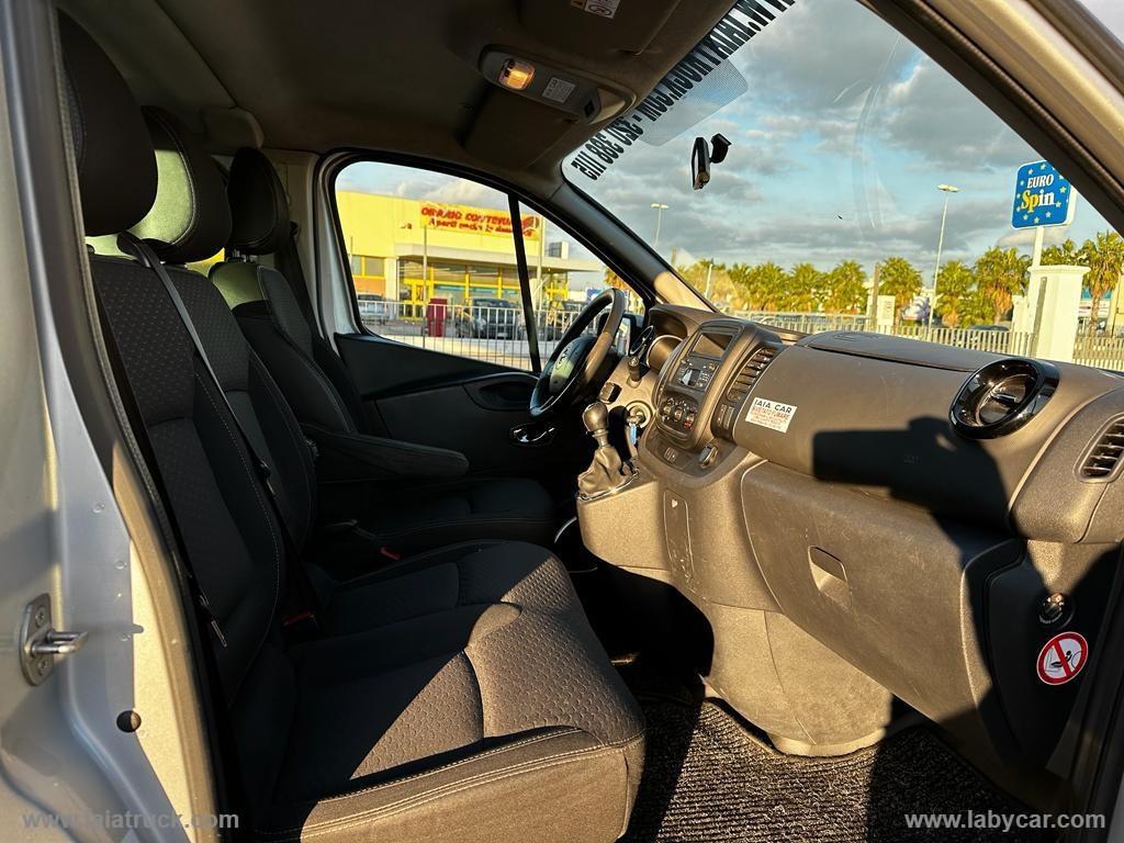 OPEL Vivaro 29 1.6 BiT. EcoF. PC-TN Navetta 9 Posti - Navetta