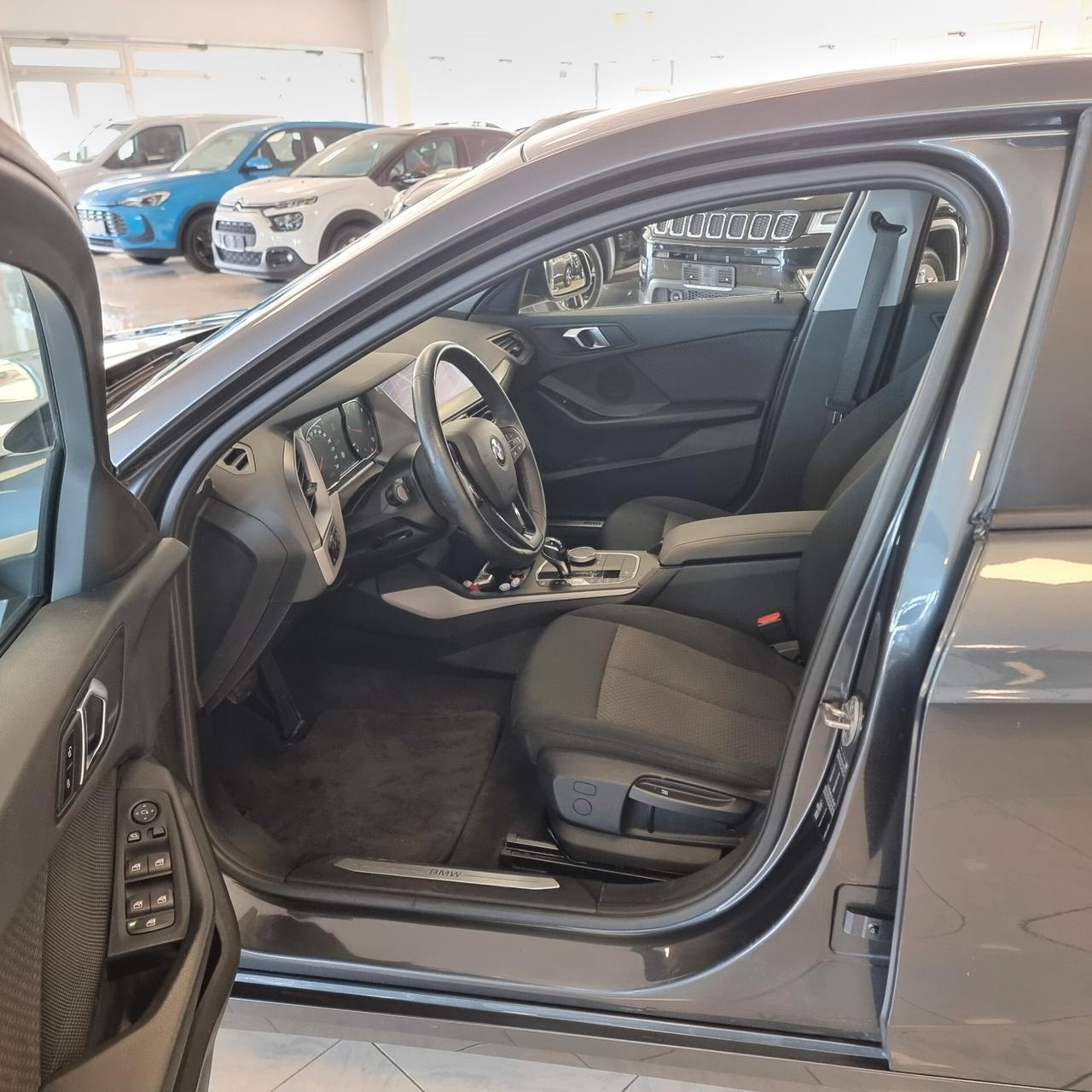 BMW SERIE 1 116d Business Advantage 1.5 115cv Auto Euro 6D