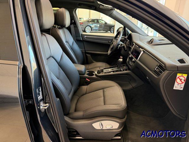 PORSCHE Macan 2.0