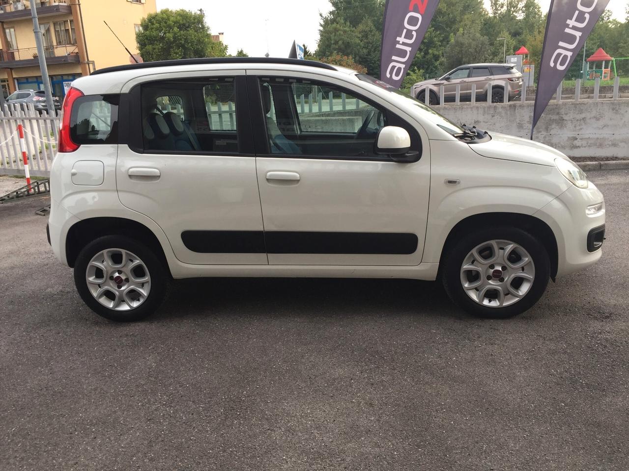Fiat Panda 0.9 TwinAir Turbo Natural Power Lounge